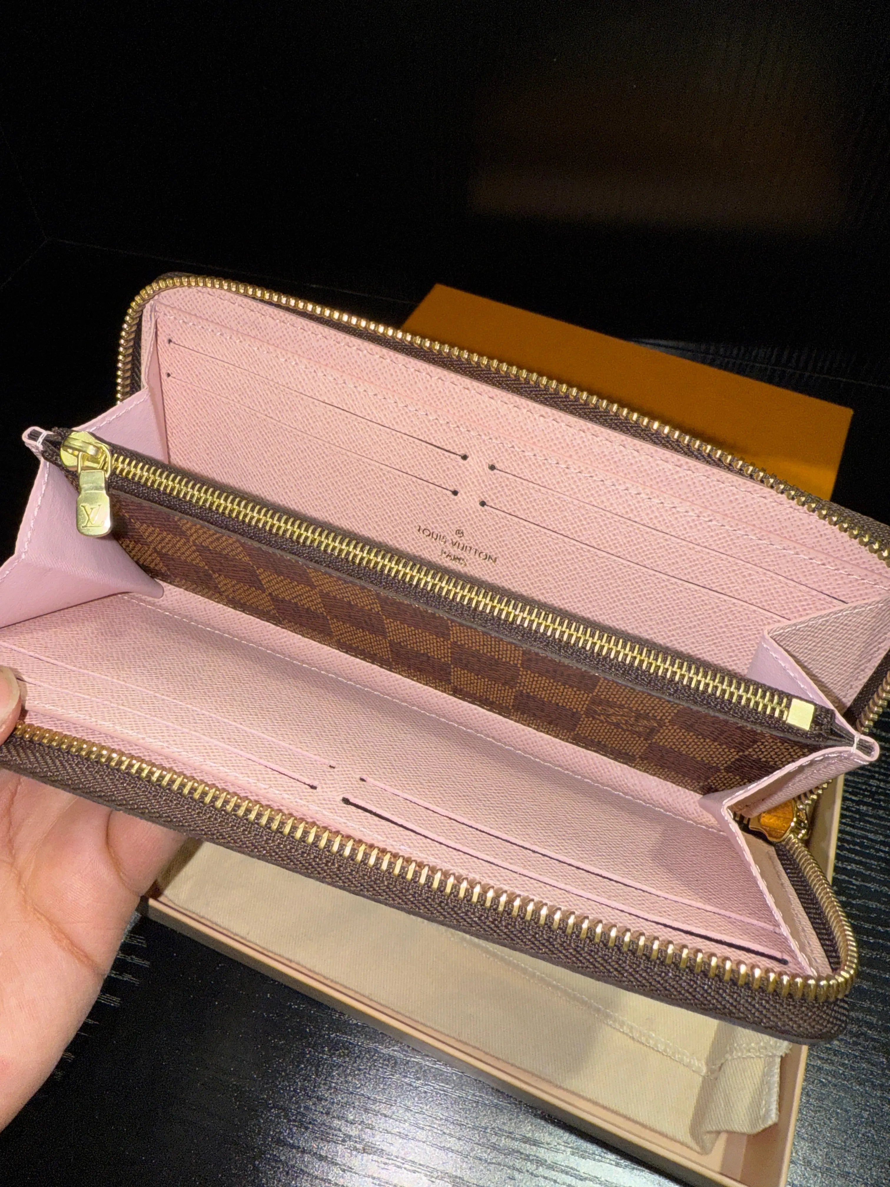 2023 Louis Vuitton Clemence Damier Rose Ballerina Wallet KIF Vintage