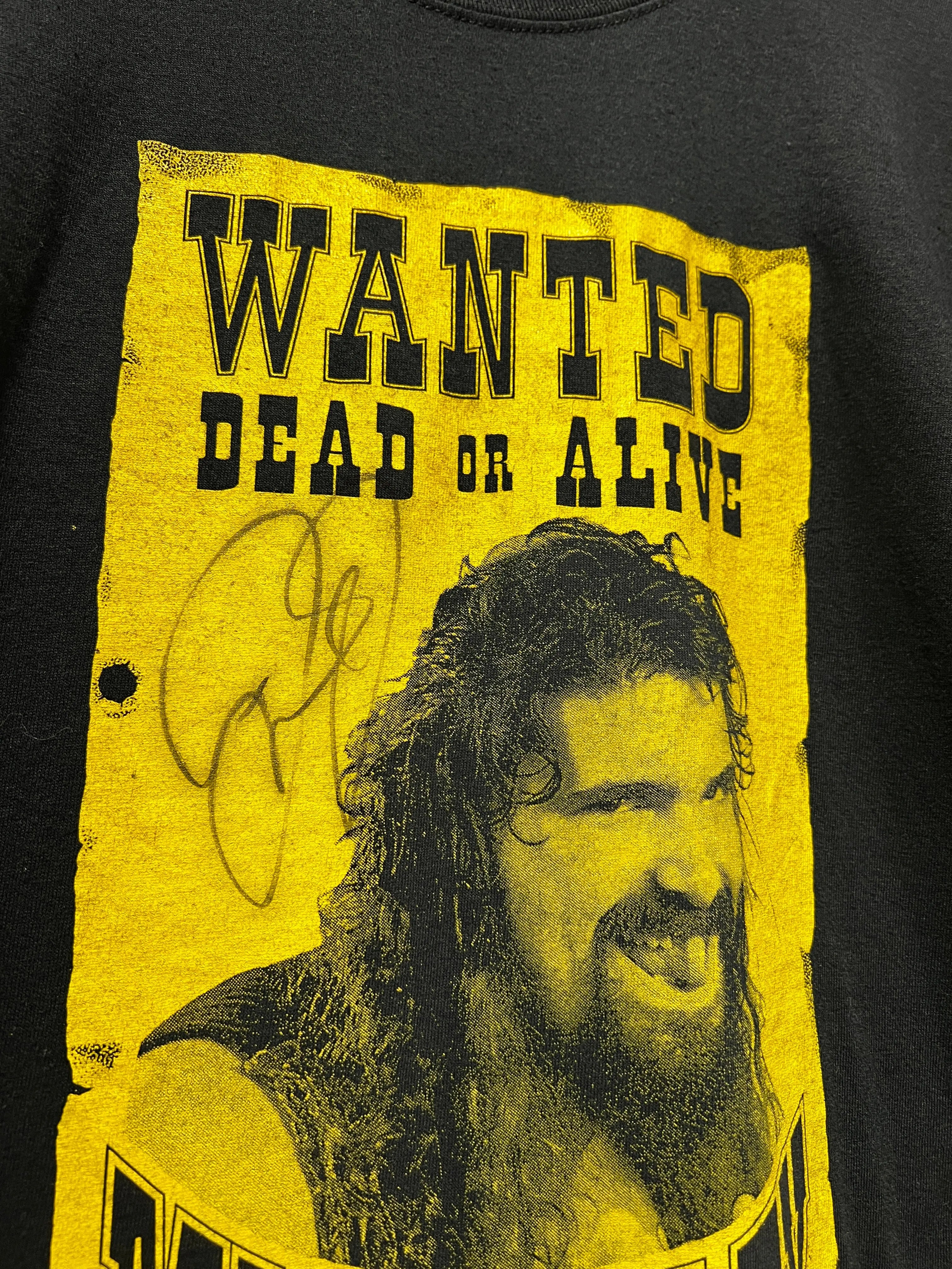 Vintage WWE Mick Foley Wanted Signed Tee KIF Vintage