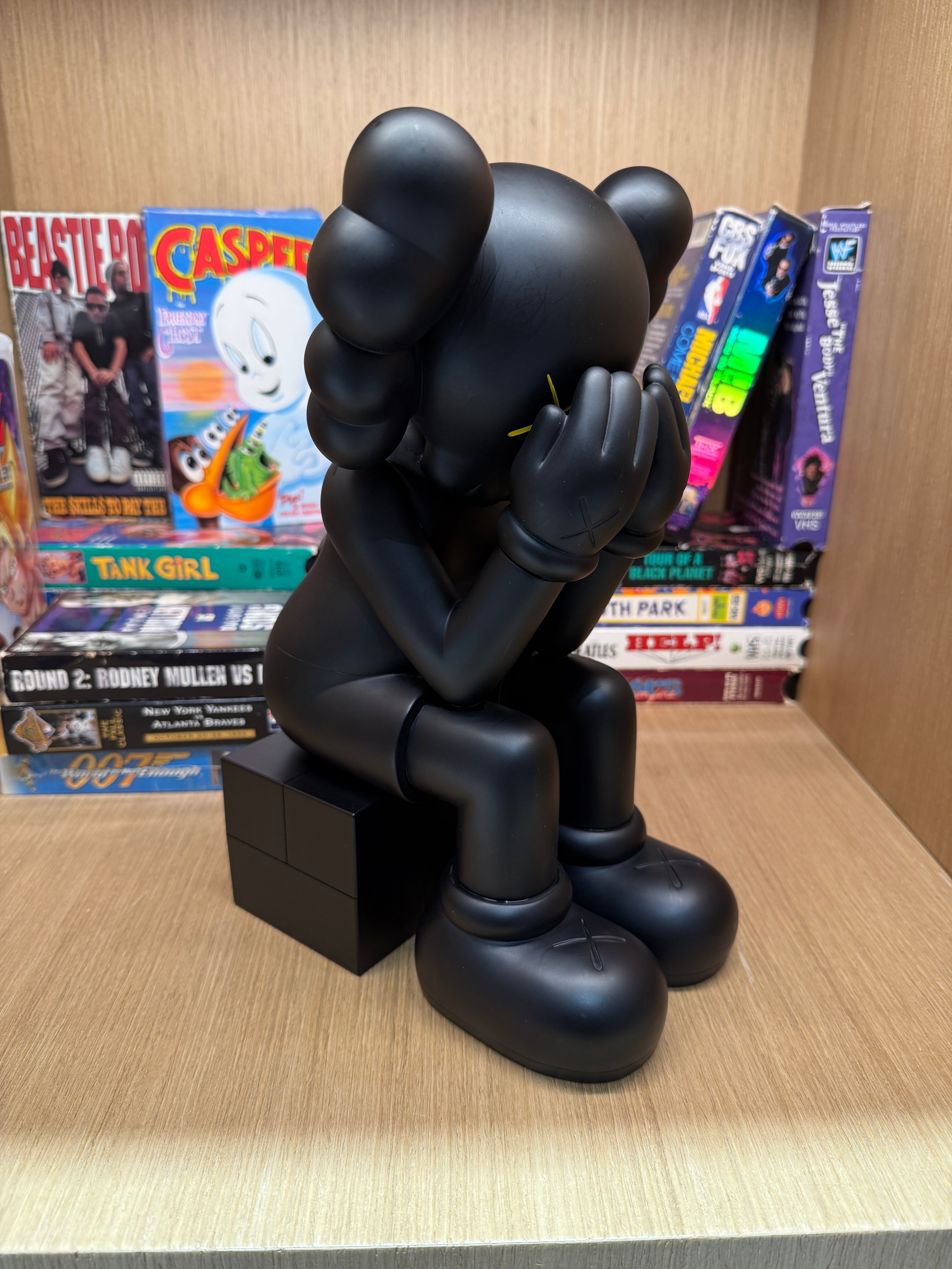 2013 KAWS Passing Through Black Companion Figure KIF Vintage