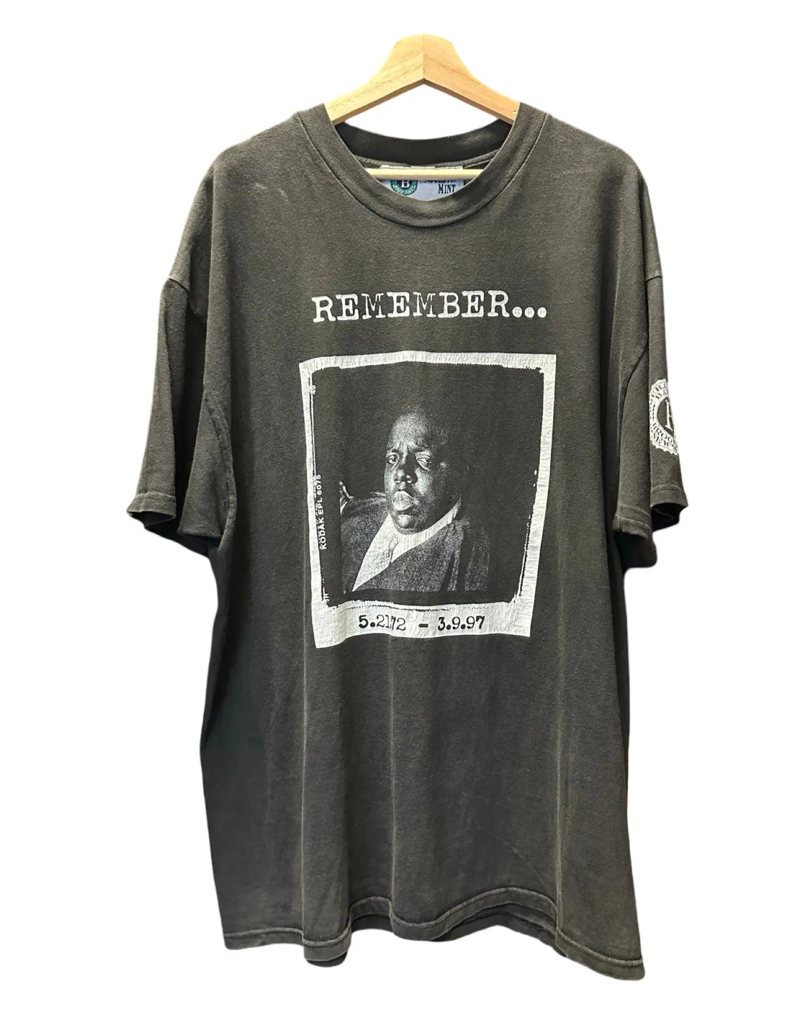 Vintage 1997 Notorious BIG Memorial Biggie Rap Tee KIF Vintage