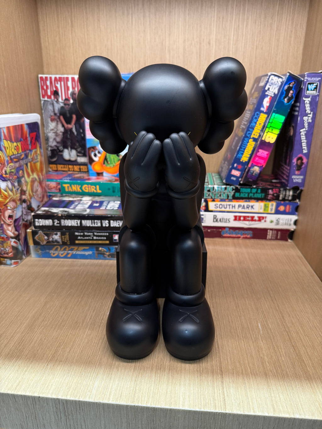2013 KAWS Passing Through Black Companion Figure KIF Vintage