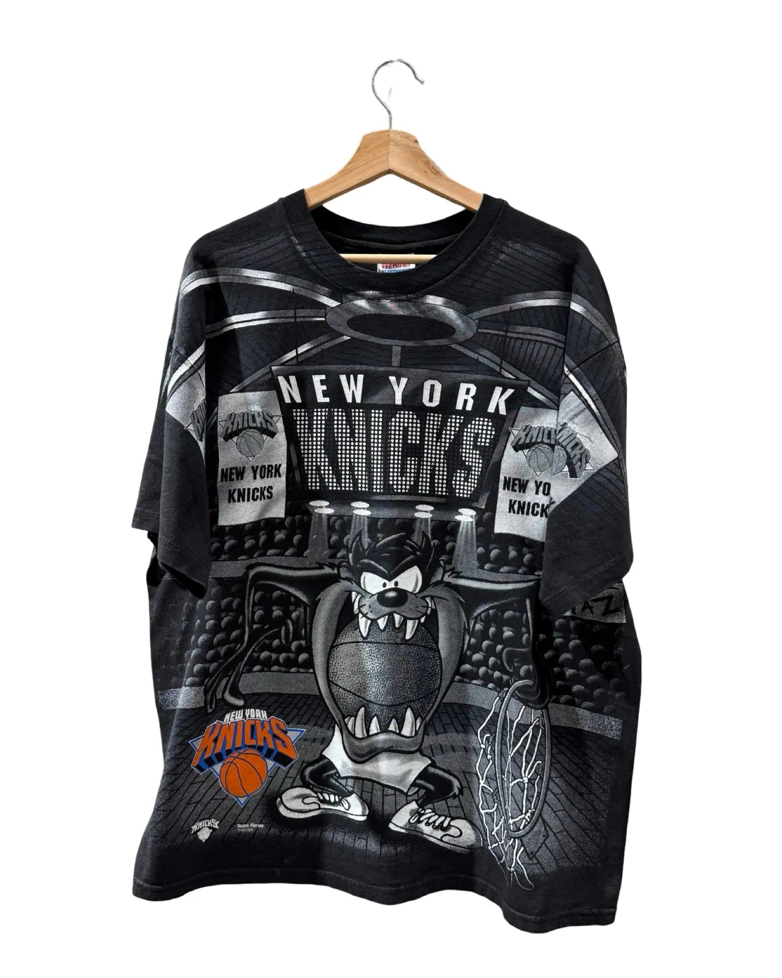 Vintage 90s New York Knicks Taz Big Print Tee KIF Vintage